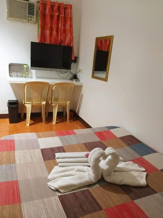 Park Vil-La Apartelle Кесон-Сіті Екстер'єр фото