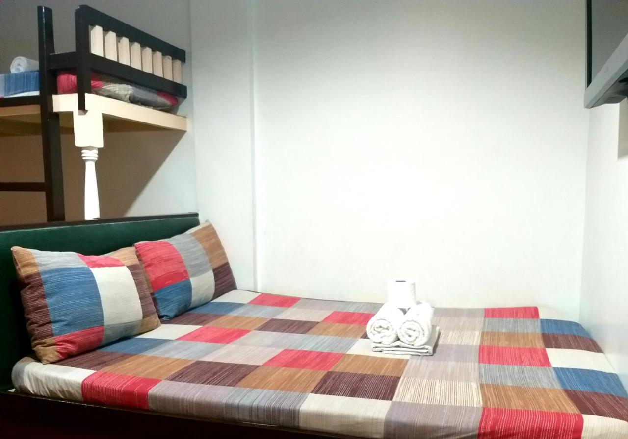 Park Vil-La Apartelle Кесон-Сіті Екстер'єр фото